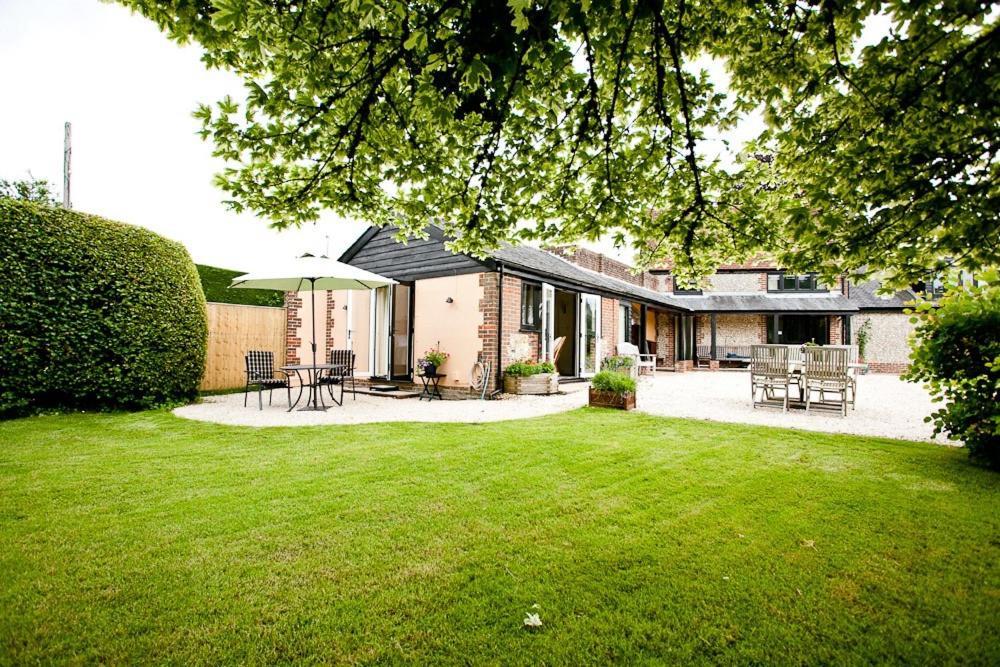 ピーターズフィールド The Old Hop Kiln Barn Bed & Breakfast エクステリア 写真